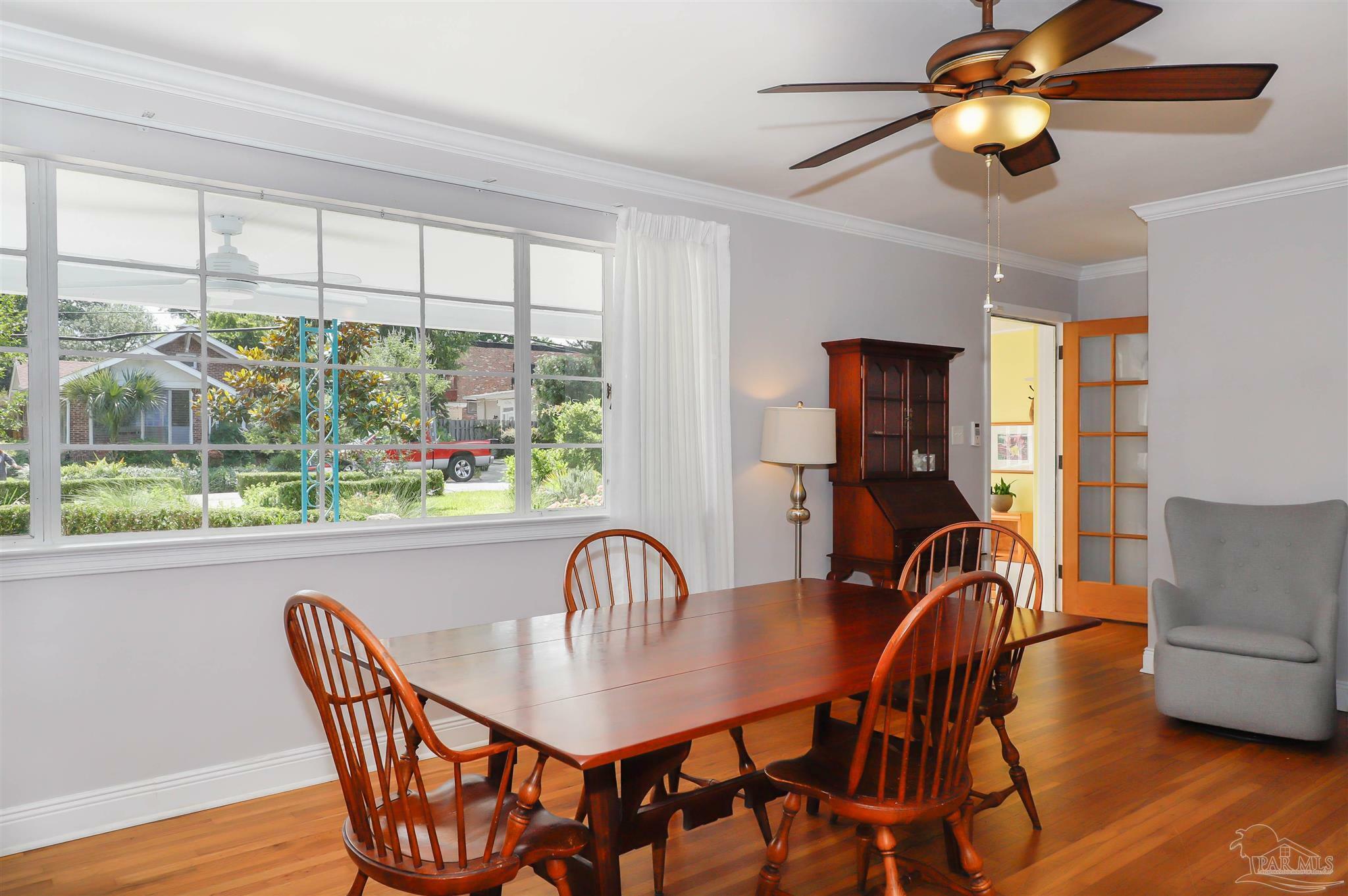 Property Photo: 1609 N Spring St FL 32501