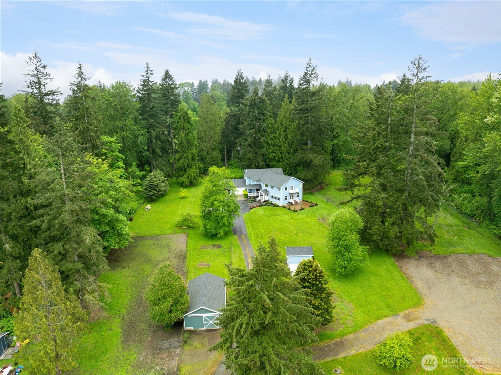 Property Photo: 17720 87th Avenue SE WA 98296
