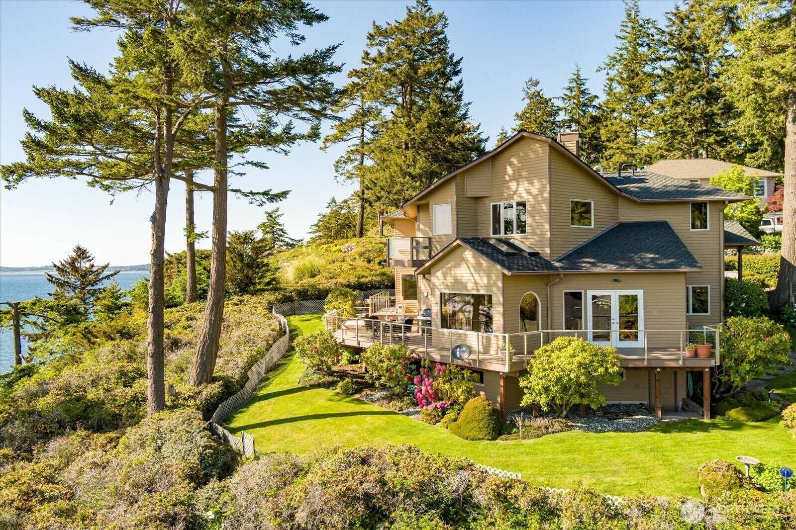 307  Lake Hancock Drive  Coupeville WA 98239 photo