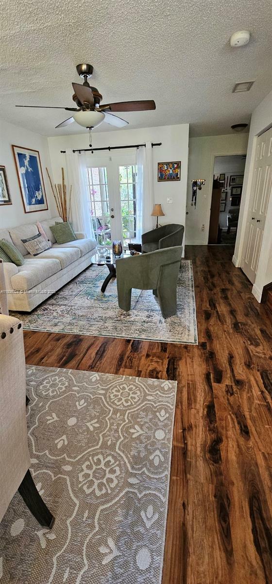 Property Photo: 15545 SW 110th Ter FL 33196