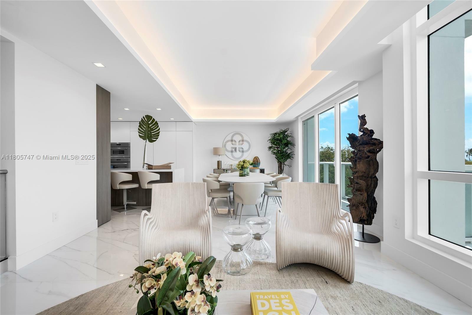 Property Photo: 100 S Pointe Dr Th-13 FL 33139
