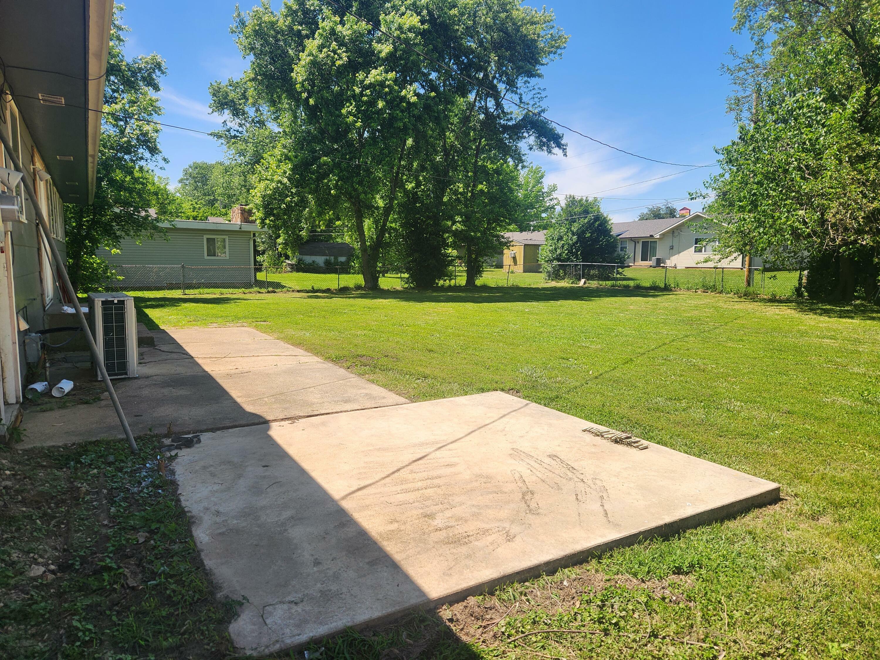 Property Photo: 1611 9th Street Street MO 65775