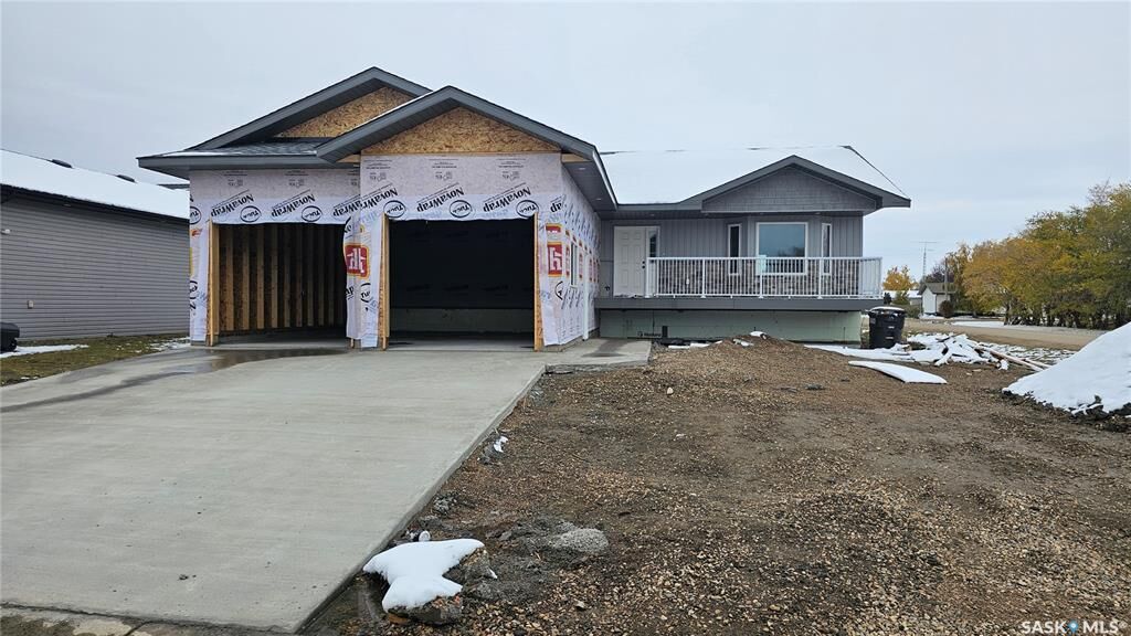 Property Photo:  14 Scott Bay  SK S0K 2Y0 