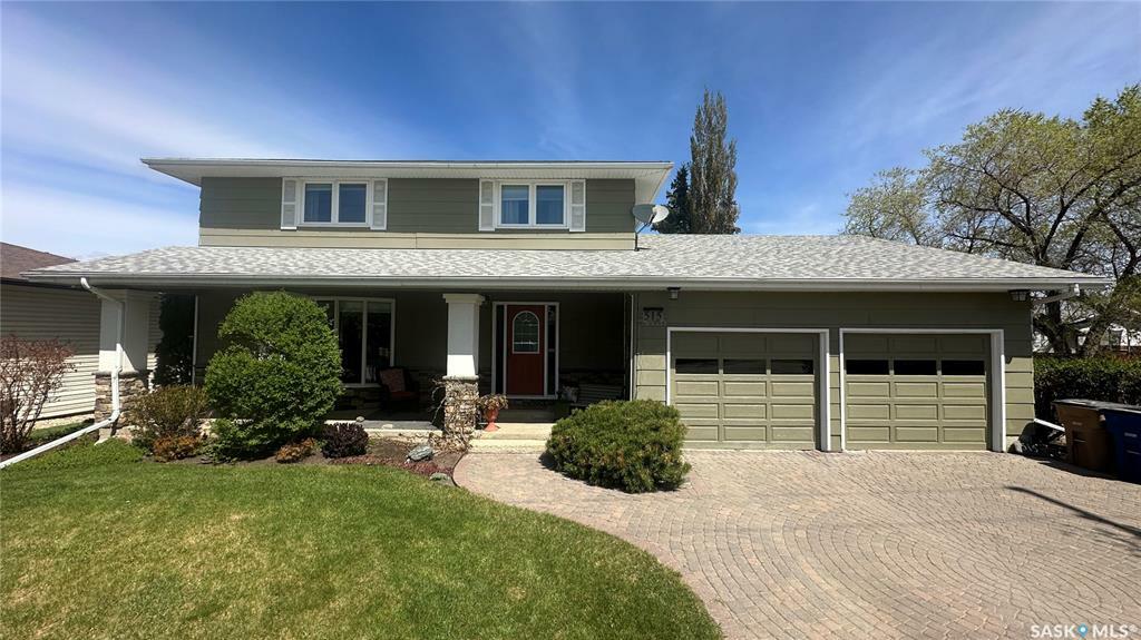 Property Photo:  515 103rd Avenue  SK S0E 1T0 