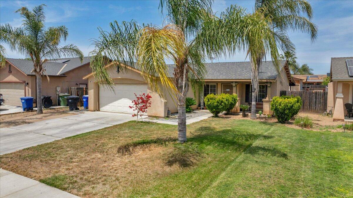 Property Photo:  1601 El Paso Avenue  CA 93618 