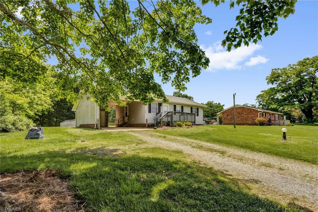 Property Photo: 5527 Nc Highway 8 NC 27019