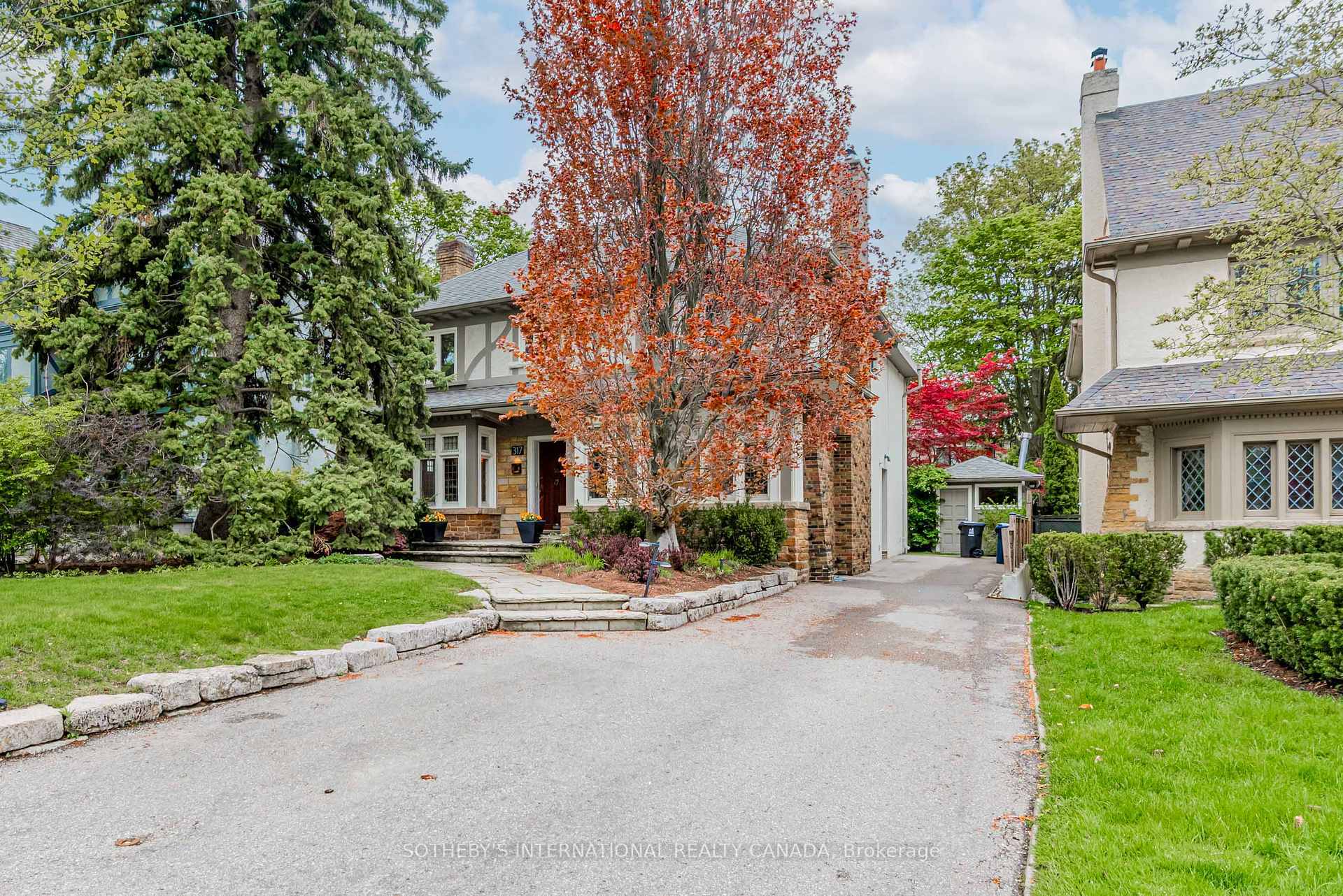 Property Photo: 317 Glenayr Road ON M5P 3C6