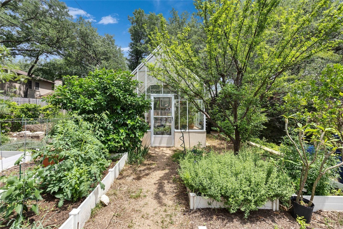 Property Photo:  3219 Park Hills Drive  TX 78746 