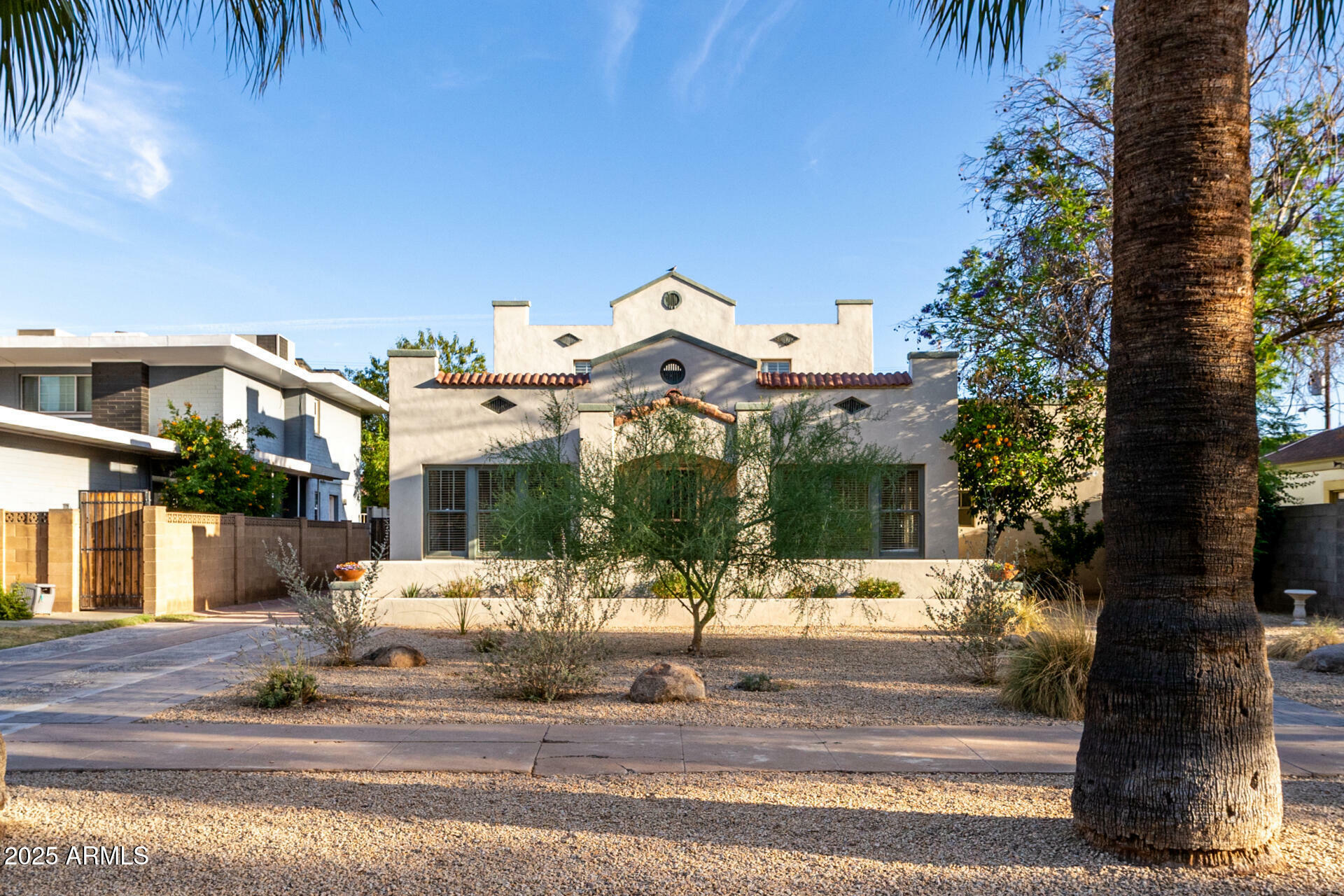 725 W Portland Street  Phoenix AZ 85007 photo