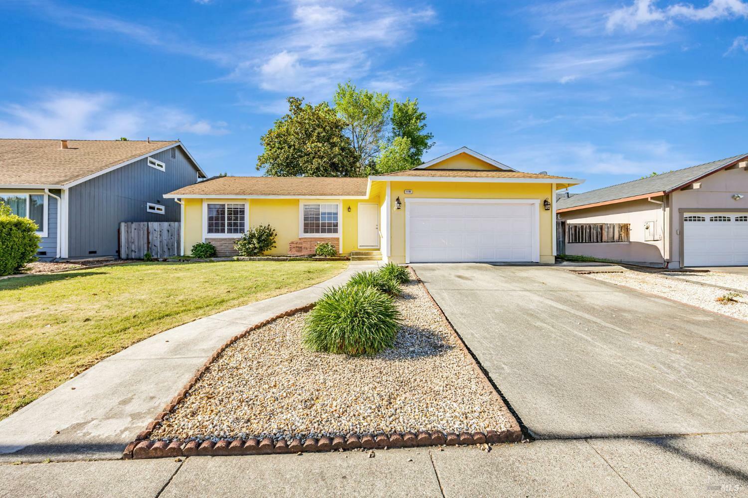 Property Photo:  1181 Eleanor Avenue  CA 94928 