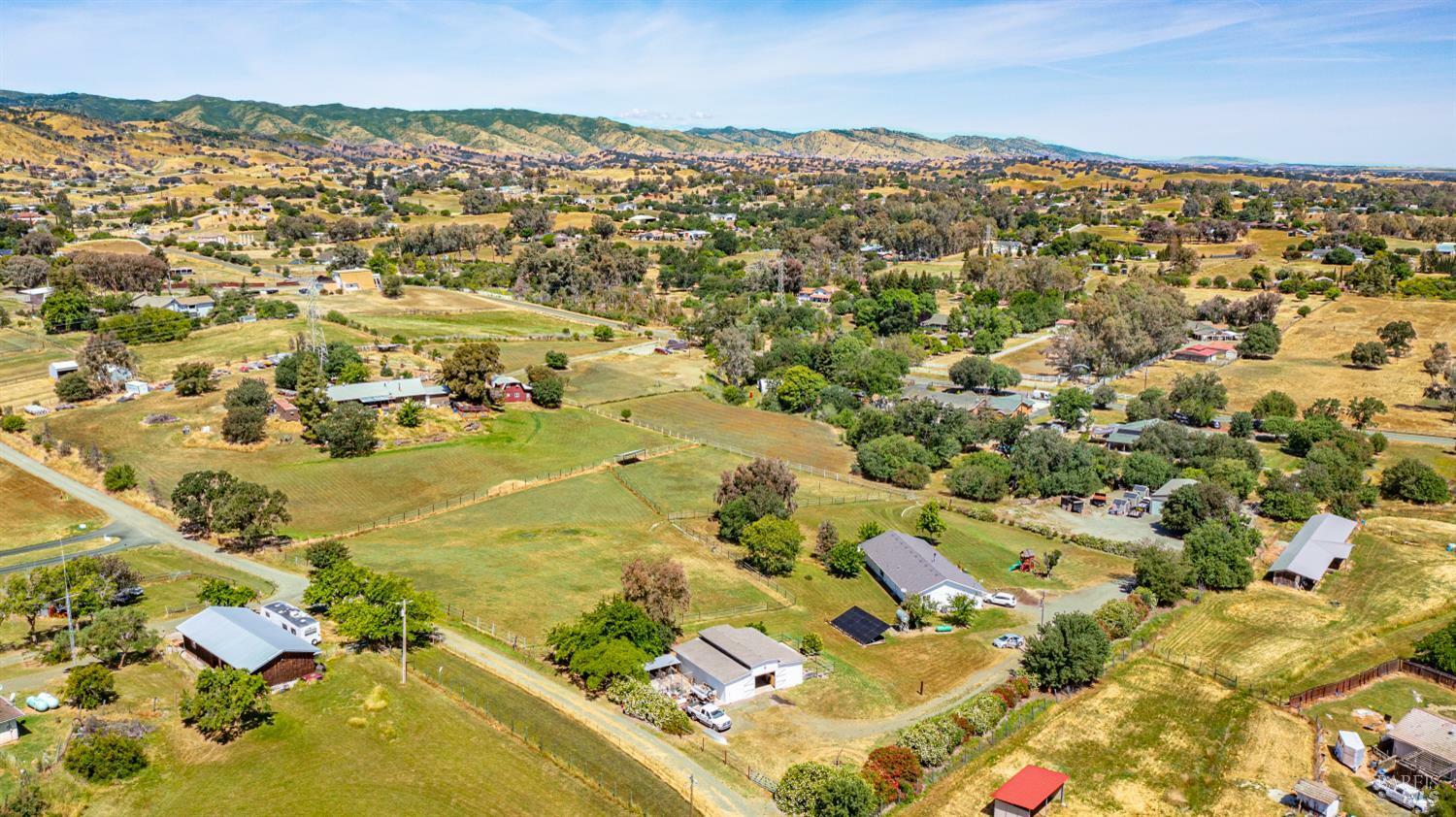 Property Photo: 4270 Peaceful Glen Road CA 95688
