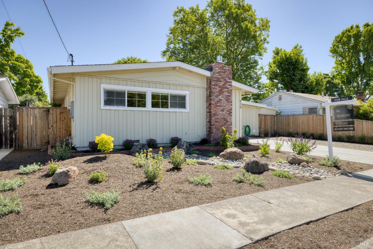 Property Photo: 916 Colorado Boulevard CA 95405