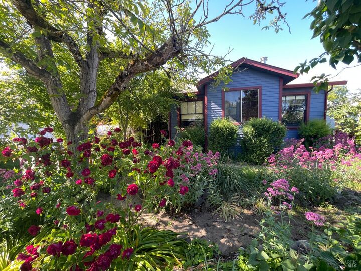458 E San Francisco Avenue  Willits CA 95490 photo