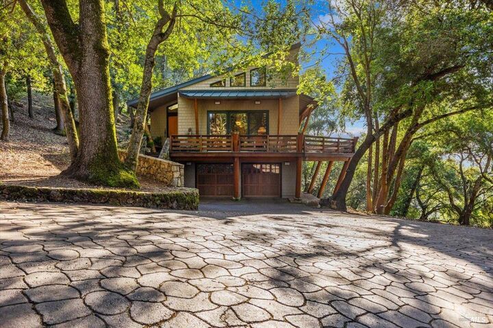 Property Photo: 100 Zachary Lane CA 95404