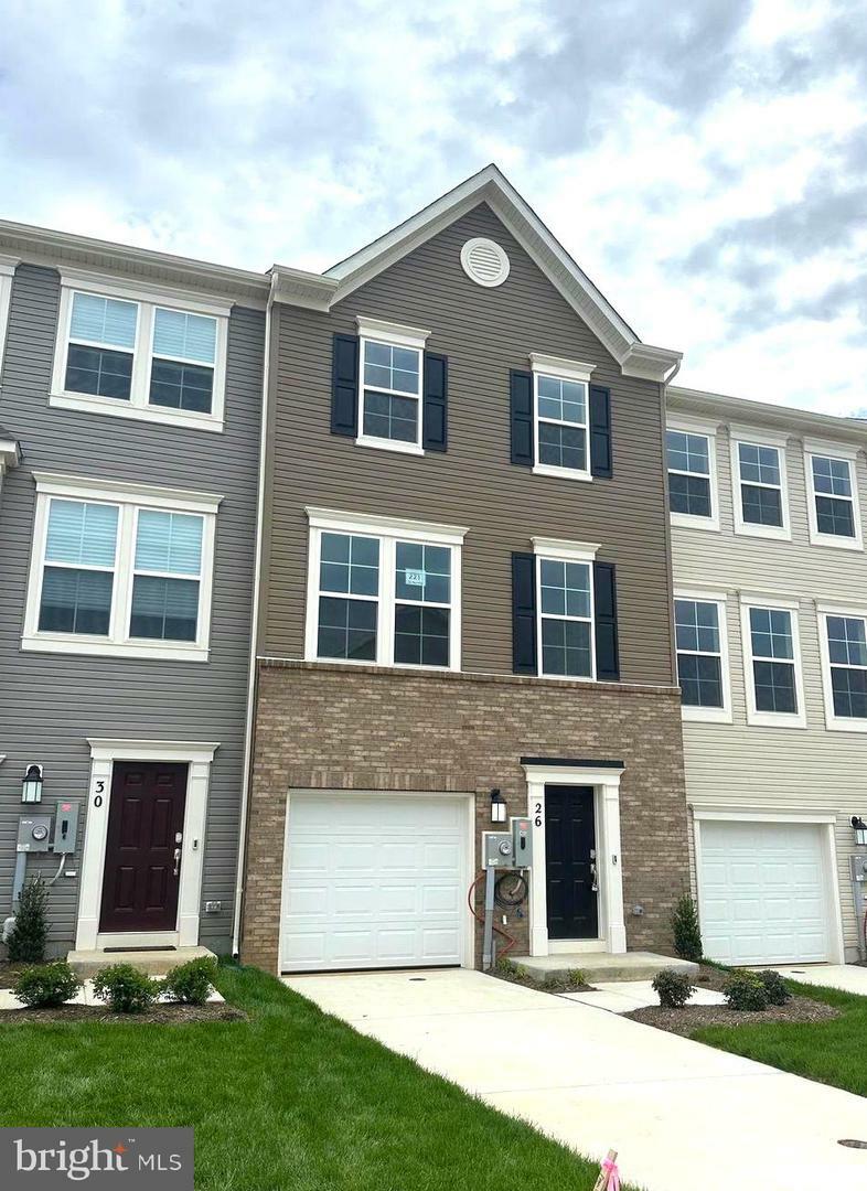 Property Photo: 26 Telluride Way WV 25414