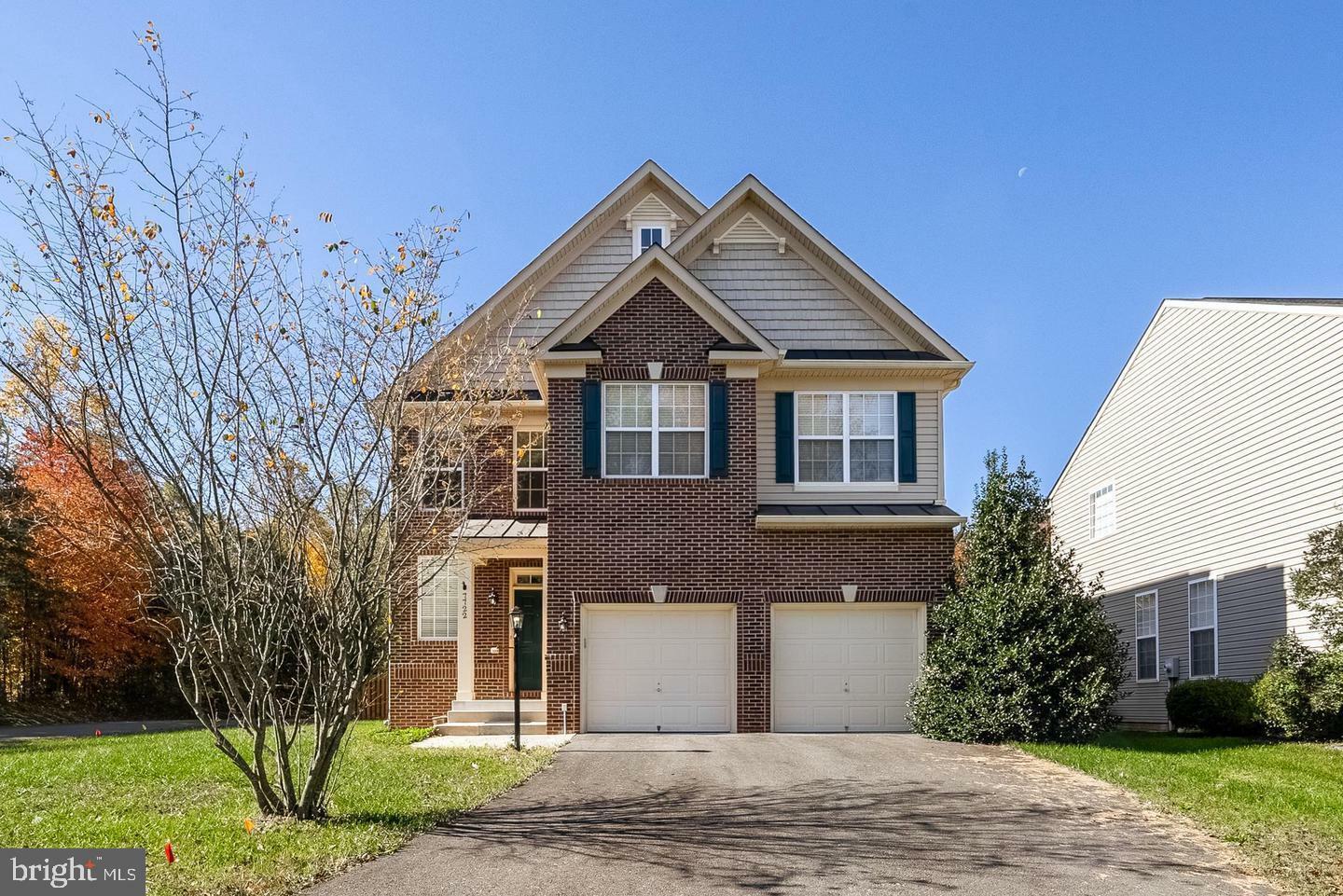 Property Photo: 7722 Yalta Way VA 20155