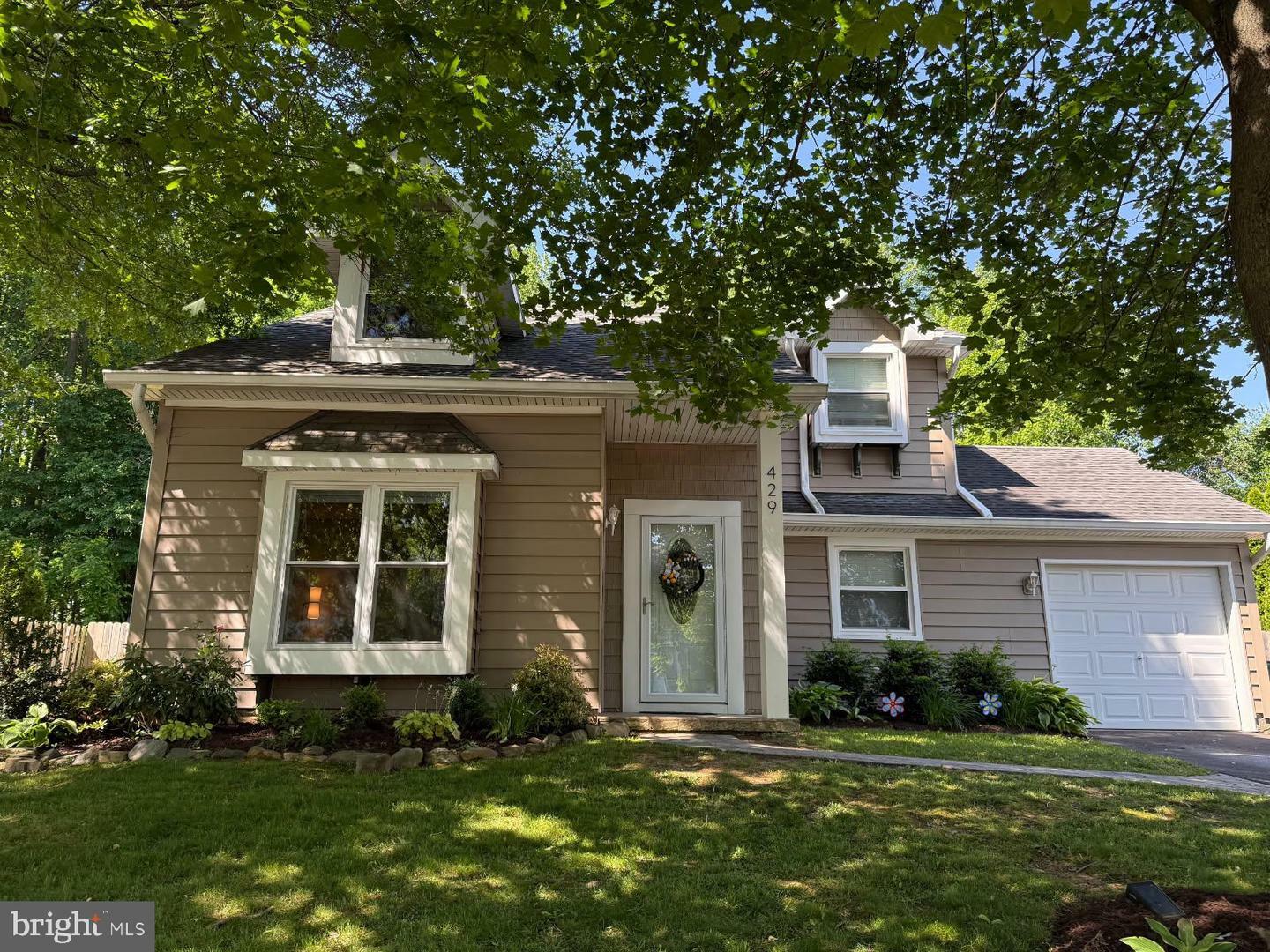429 Stanford Road  Fairless Hills PA 19030 photo