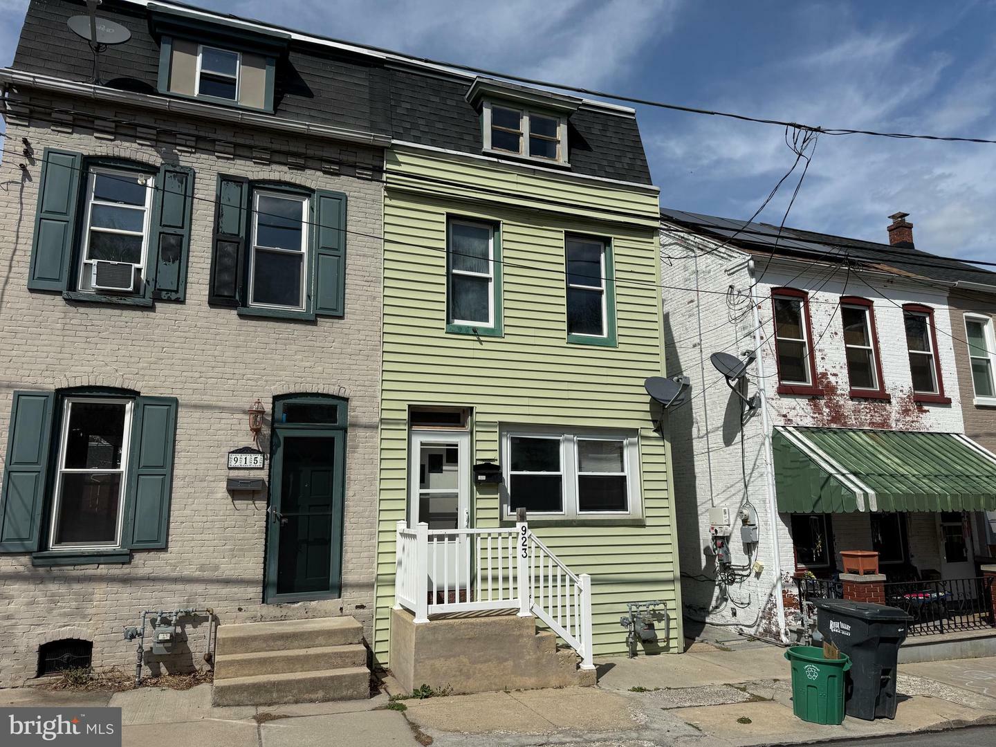 923 Blunston Street  Columbia PA 17512 photo