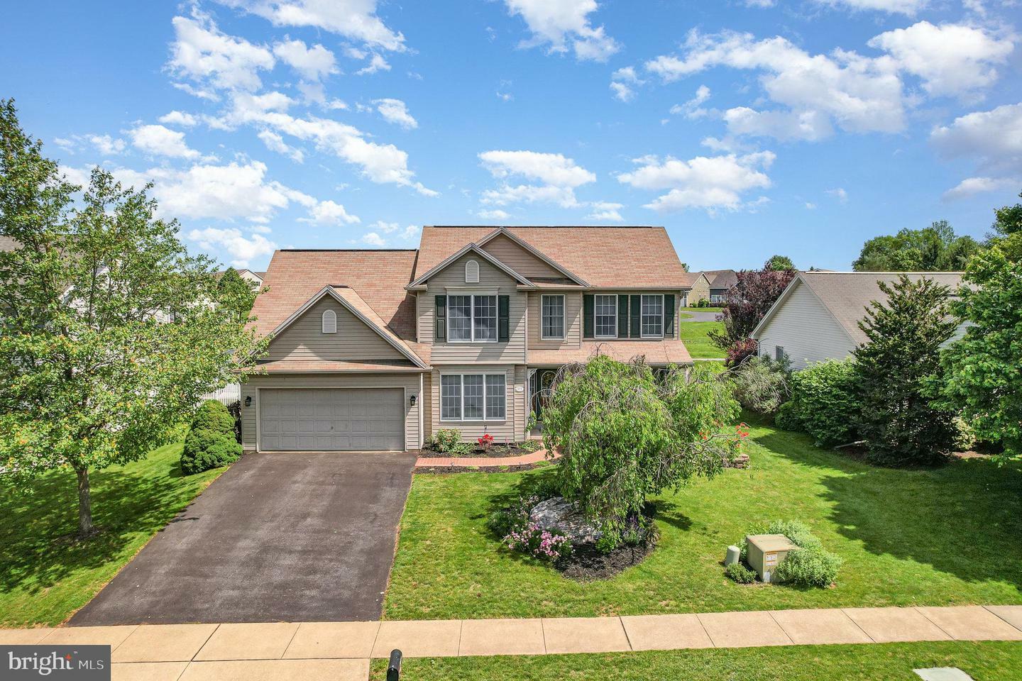 Property Photo: 573 Old Farm Road PA 17078