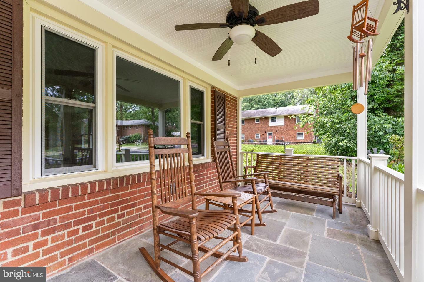 Property Photo: 6012 Kelley Court VA 22312