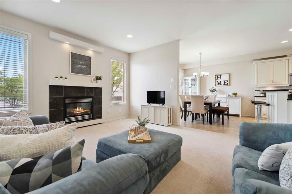 Property Photo: 99 Keslar Road MB R3T 1Z4