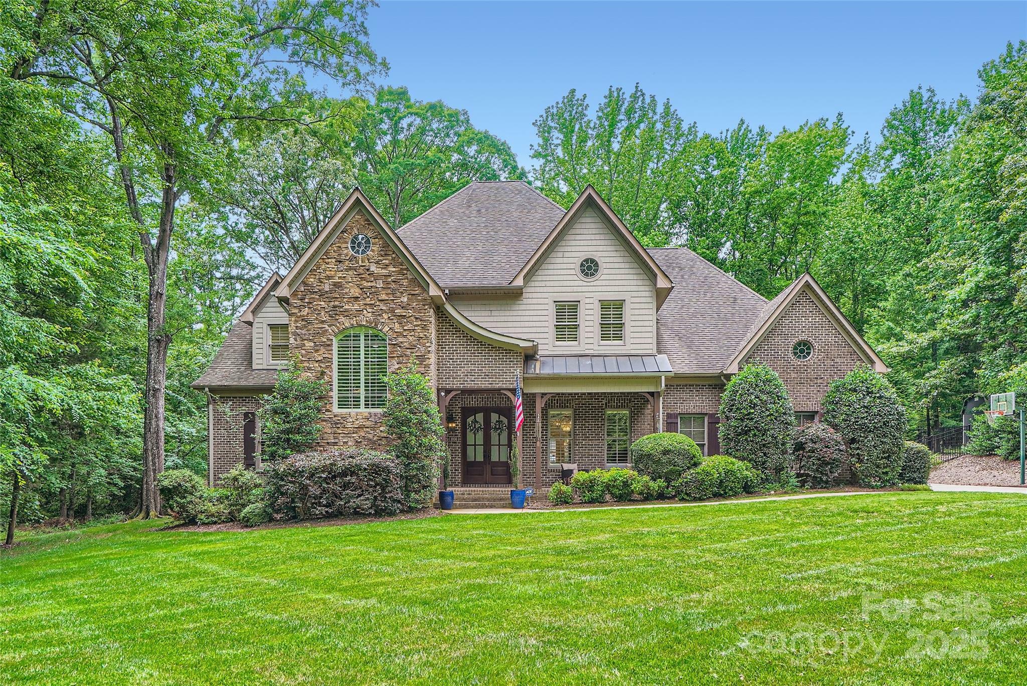 1056 James Madison Drive  Matthews NC 28104 photo