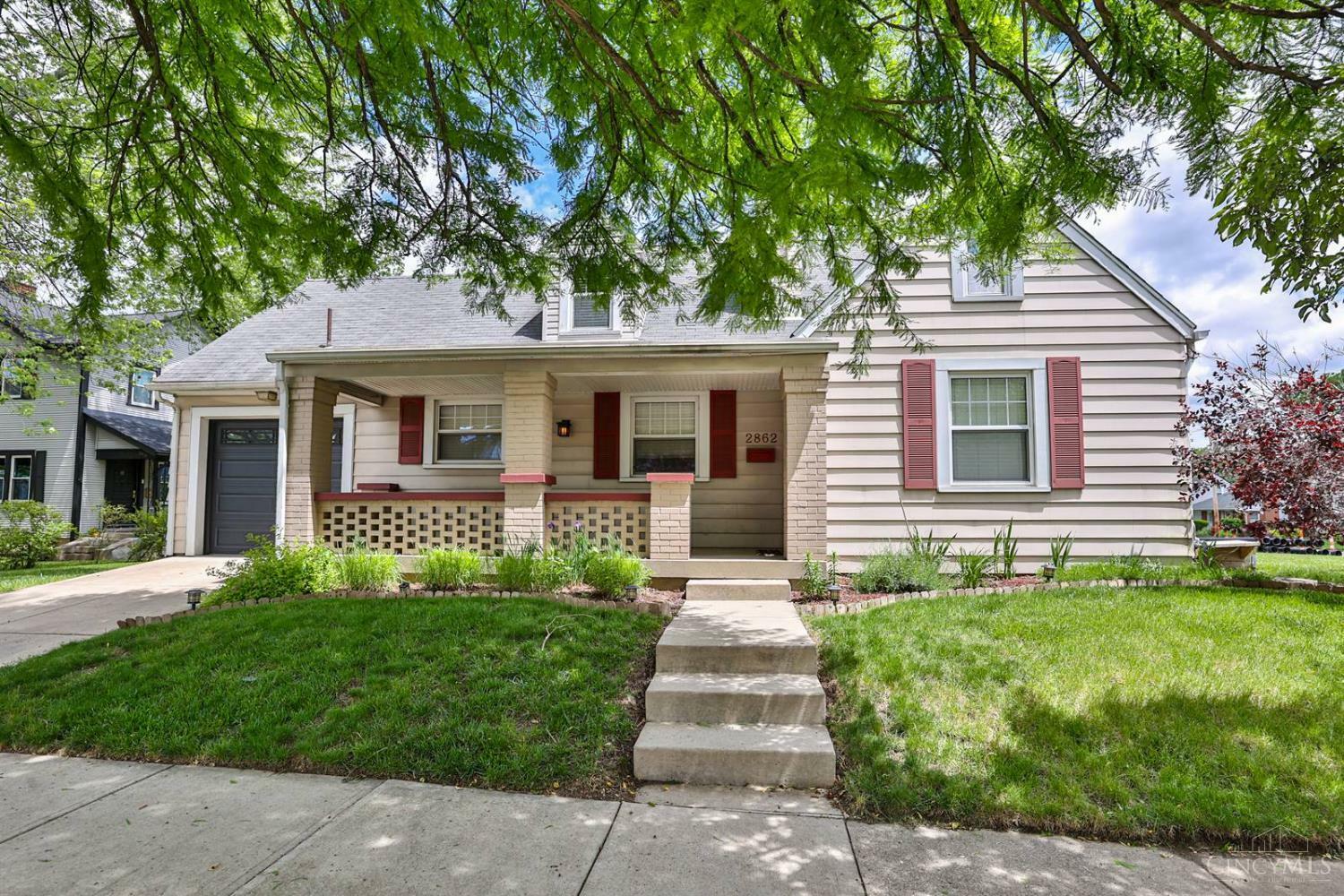 Property Photo: 2862 Winburn Avenue OH 45420