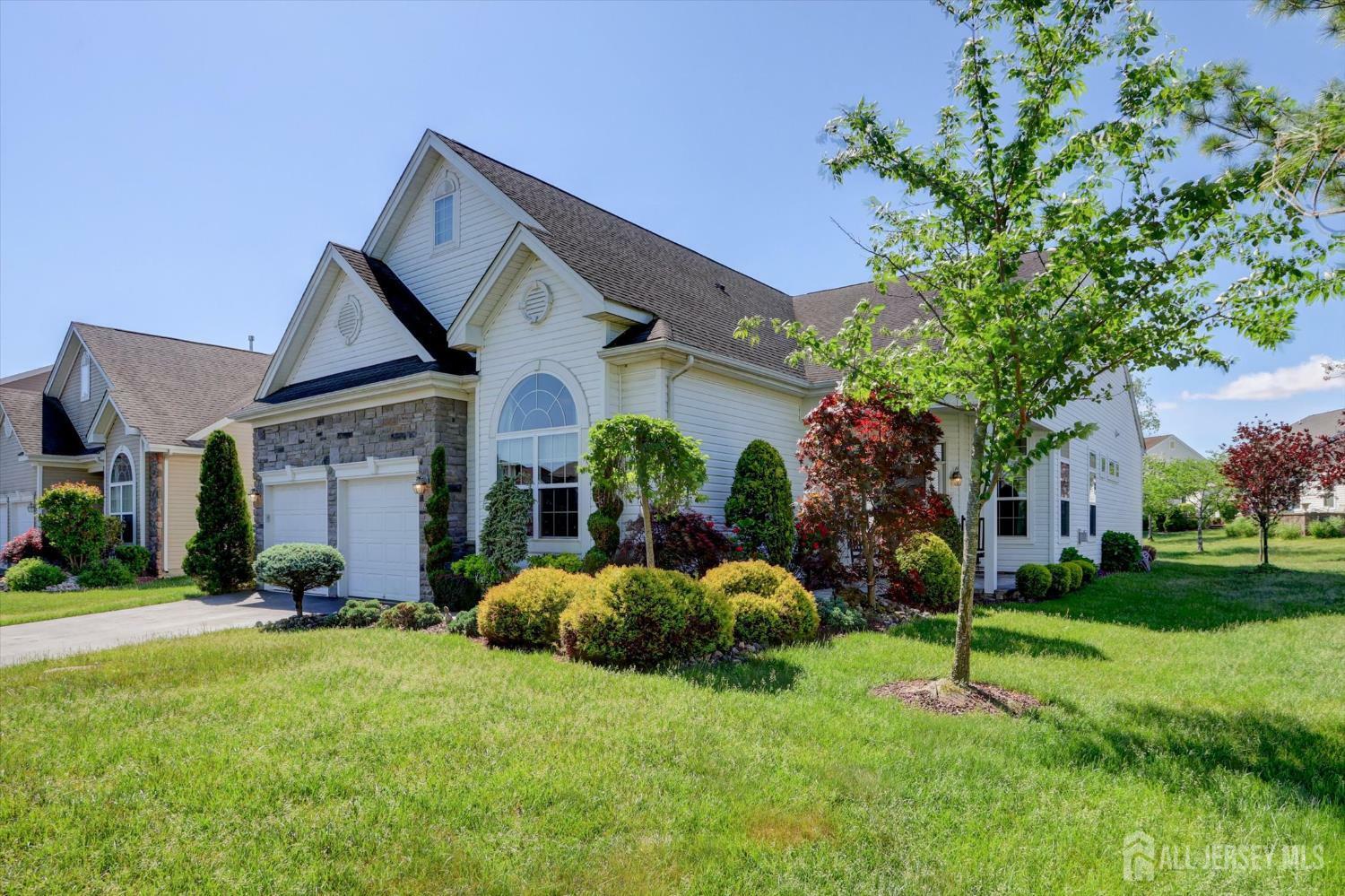 Property Photo: 7 Jester Court NJ 08831
