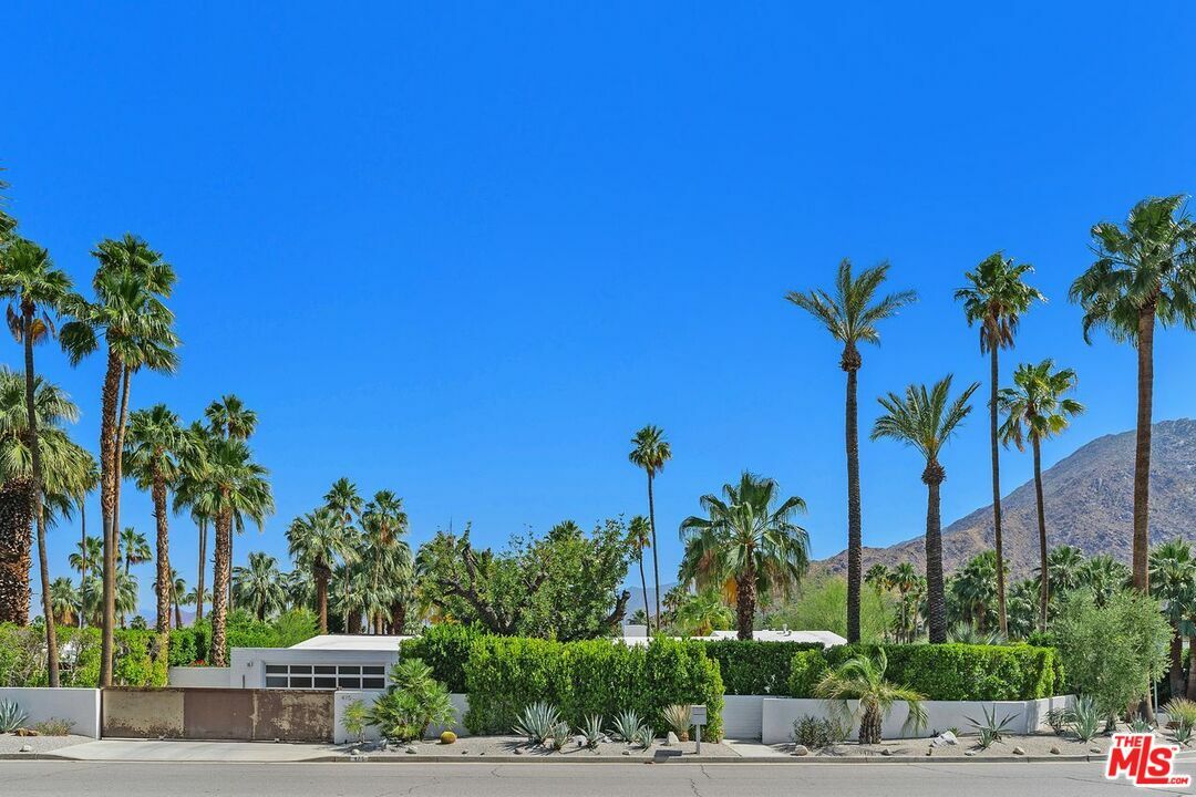 Property Photo: 475 W Stevens Rd CA 92262