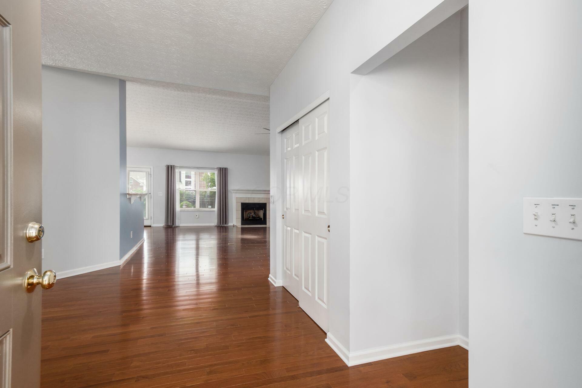 Property Photo: 6252 Clover Place OH 43026