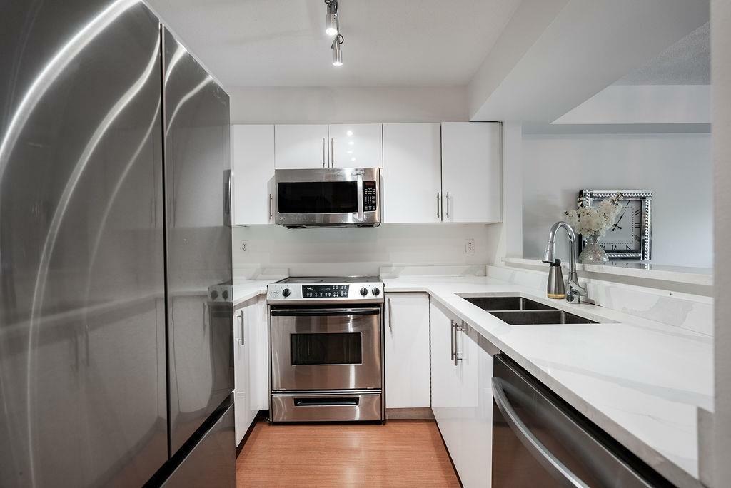 Property Photo: 8110 120A 217 BC V3W 3P3