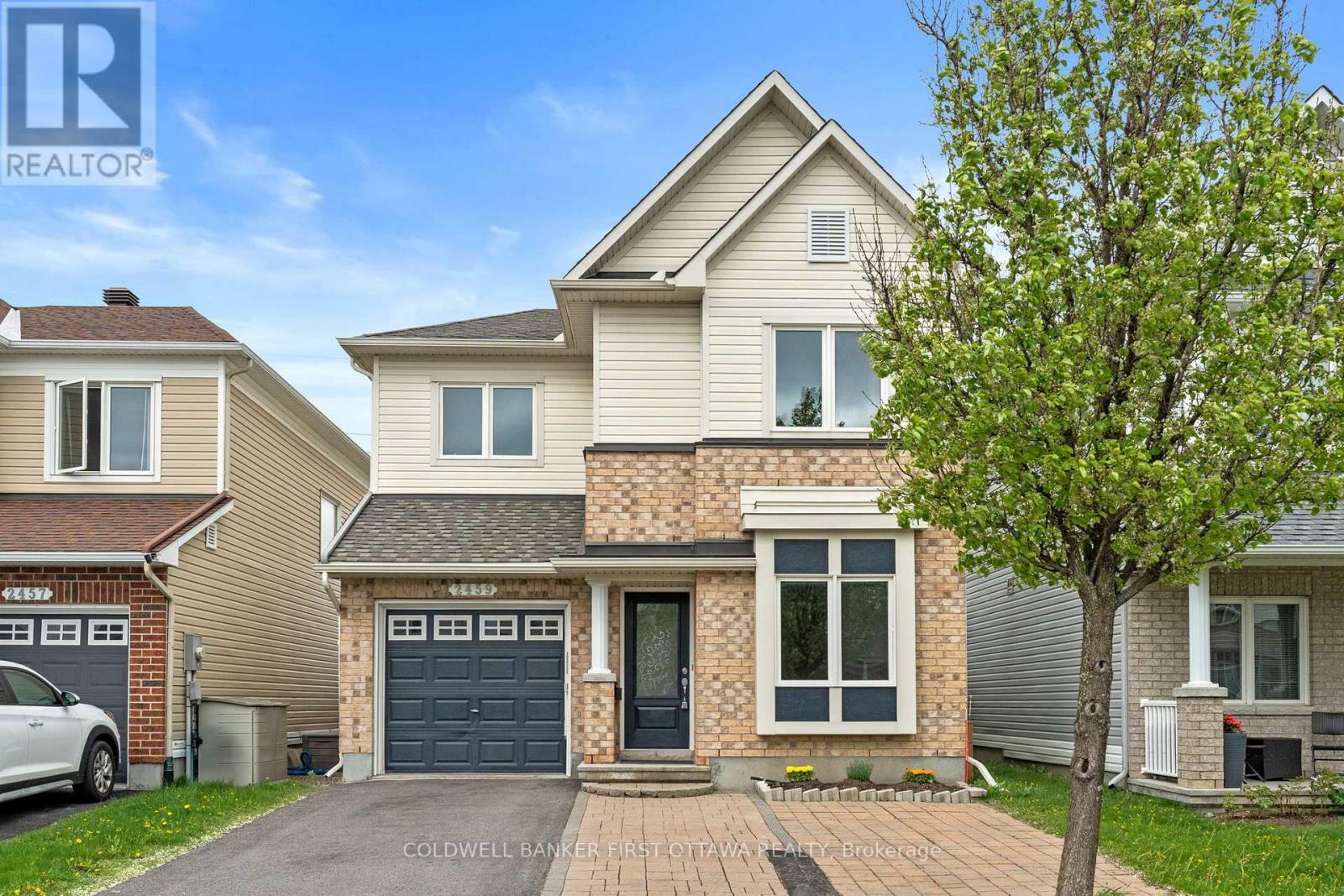 2459 Esprit Drive  Ottawa ON K4A 0S3 photo