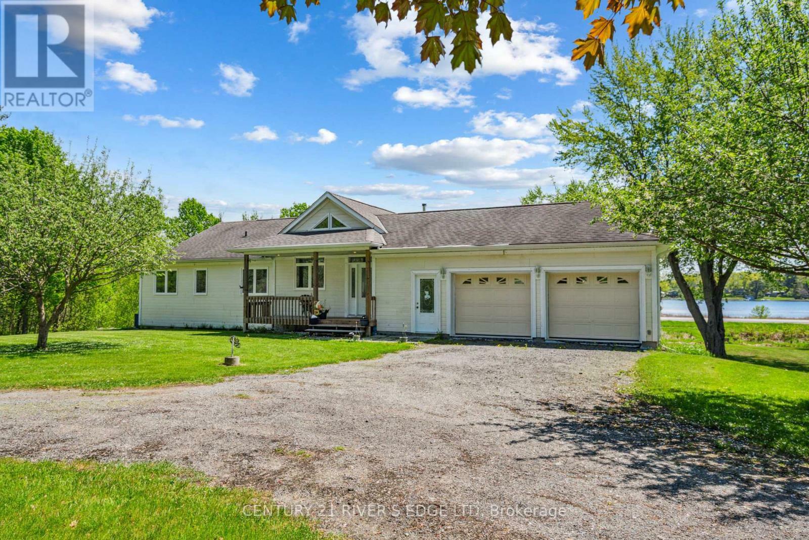 Photo de la propriété: 139 Old River Road ON K0E 1R0