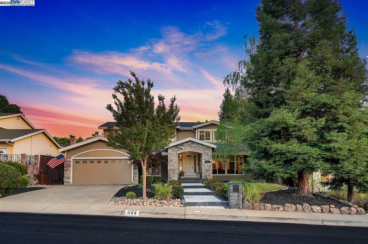 Property Photo: 1198 Vintner Way CA 94566