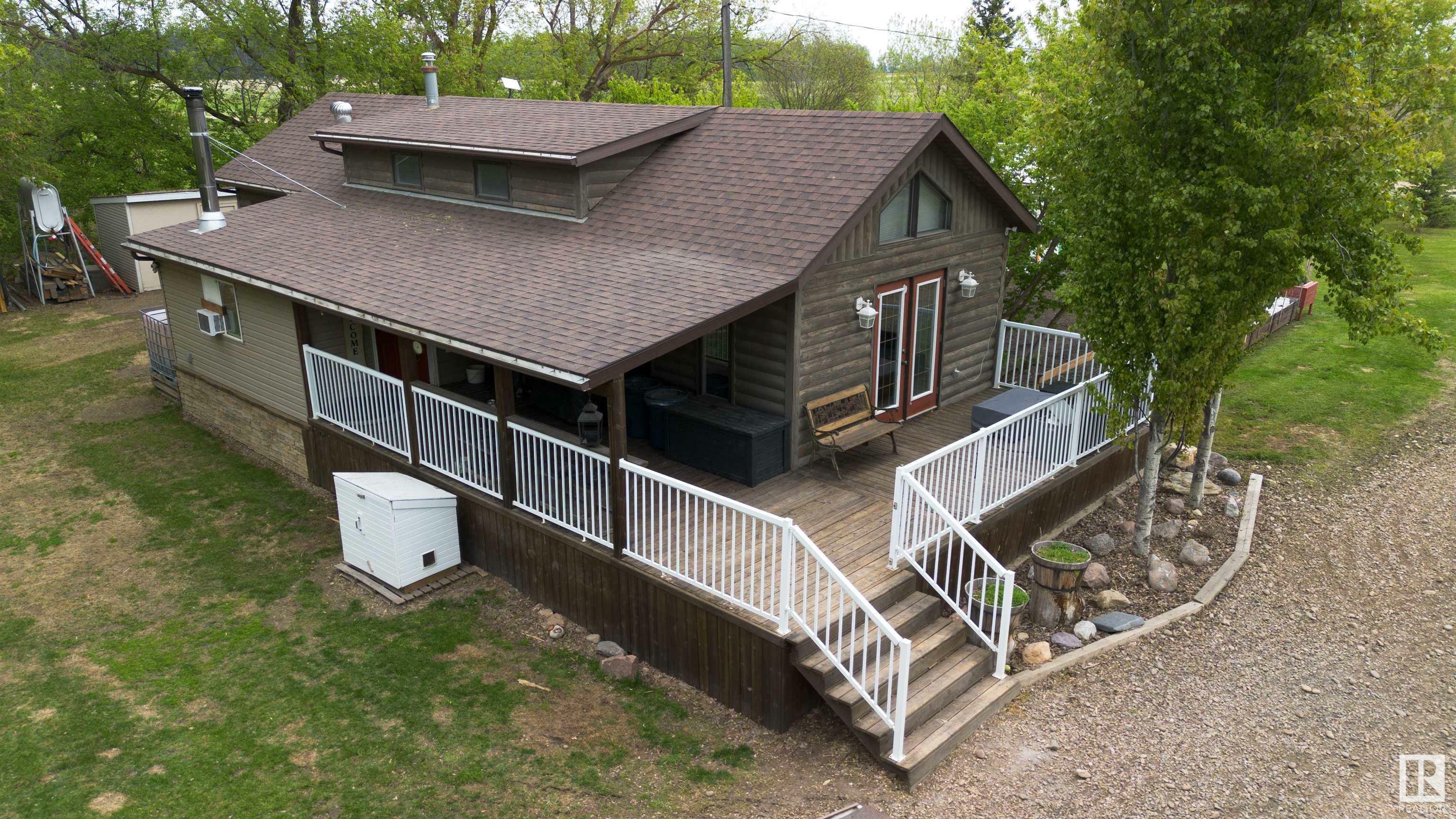 Property Photo: 61402 Rge Rd 23 AB T7P 2N9