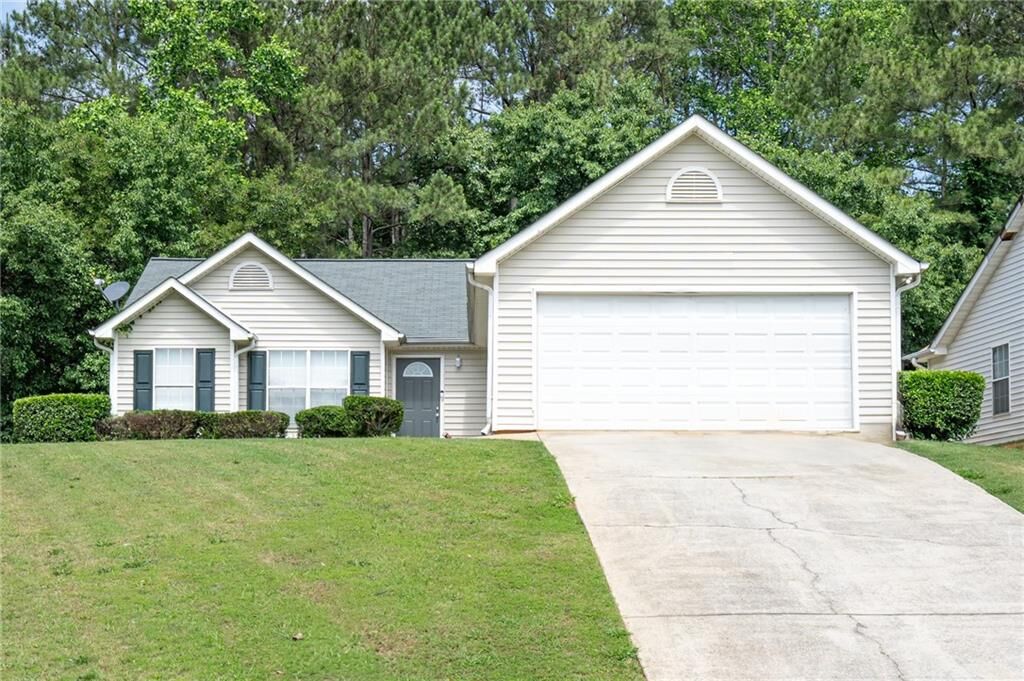 Property Photo:  148 Willow Springs Lane  GA 30281 