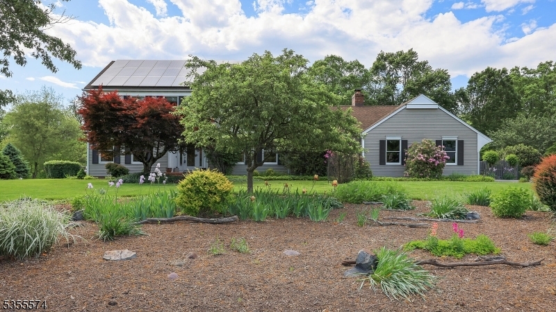 Property Photo: 10 Stacy Dr NJ 08502