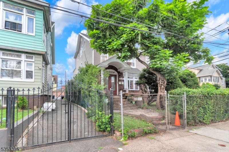 Property Photo: 238 Custer Ave NJ 07112