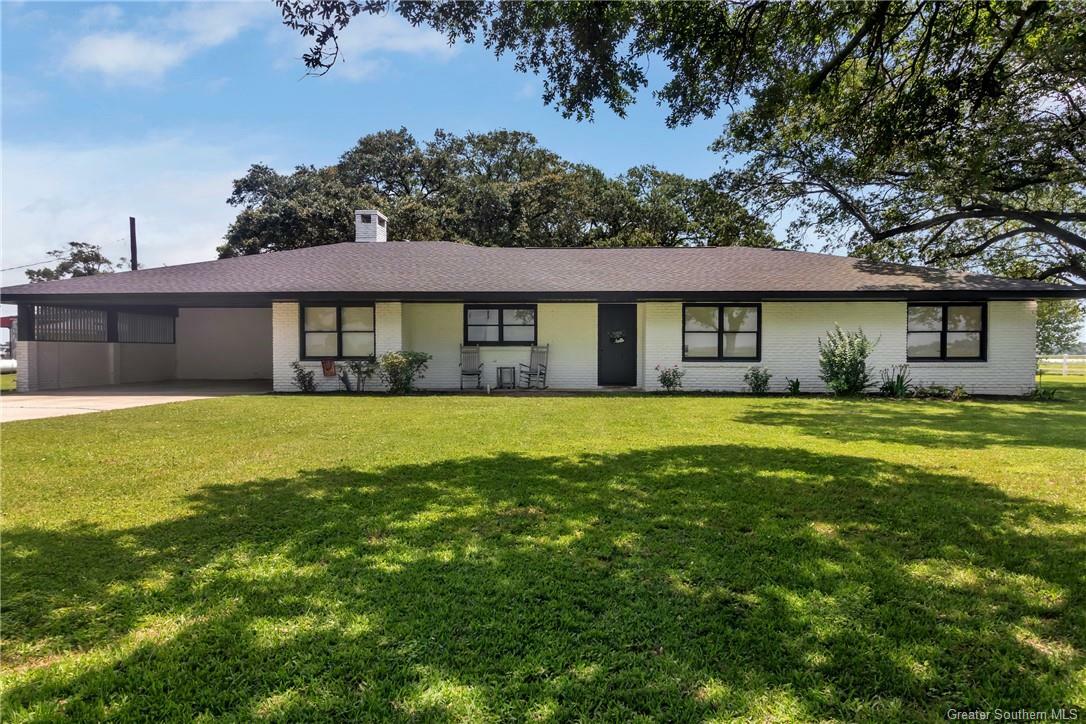 Property Photo: 15200 Farm Supply Road LA 70581