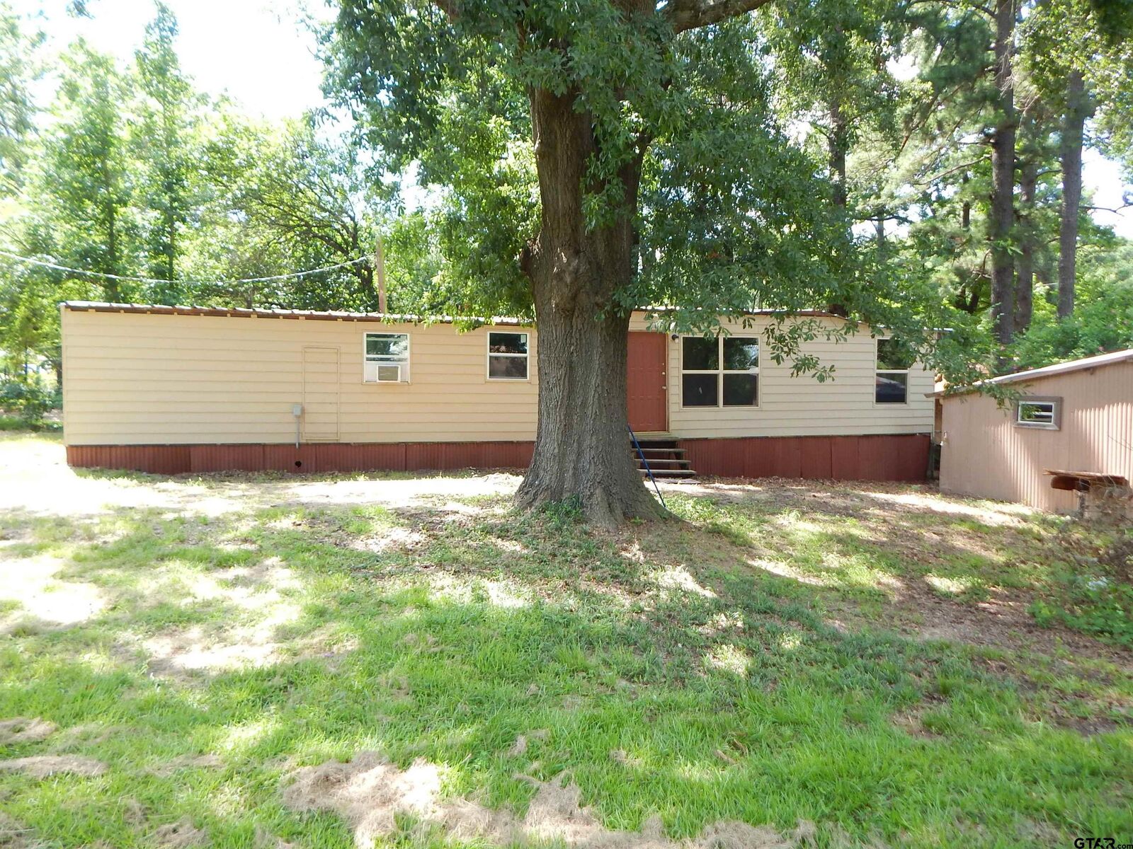 Property Photo:  214 Lawrence  TX 75644 