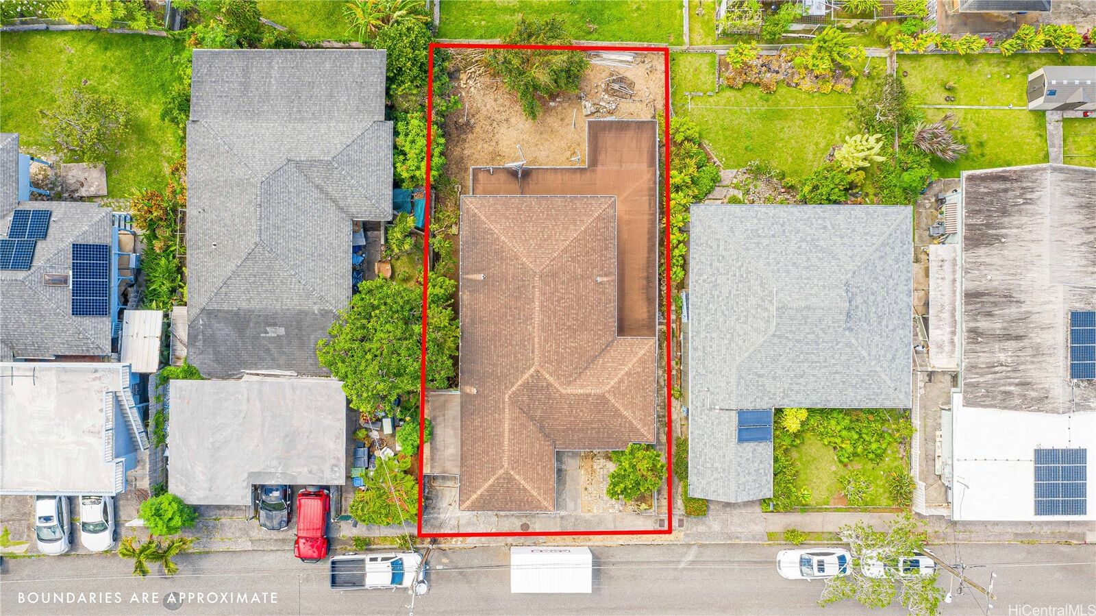 Property Photo:  2417 Naai Street  HI 96819 