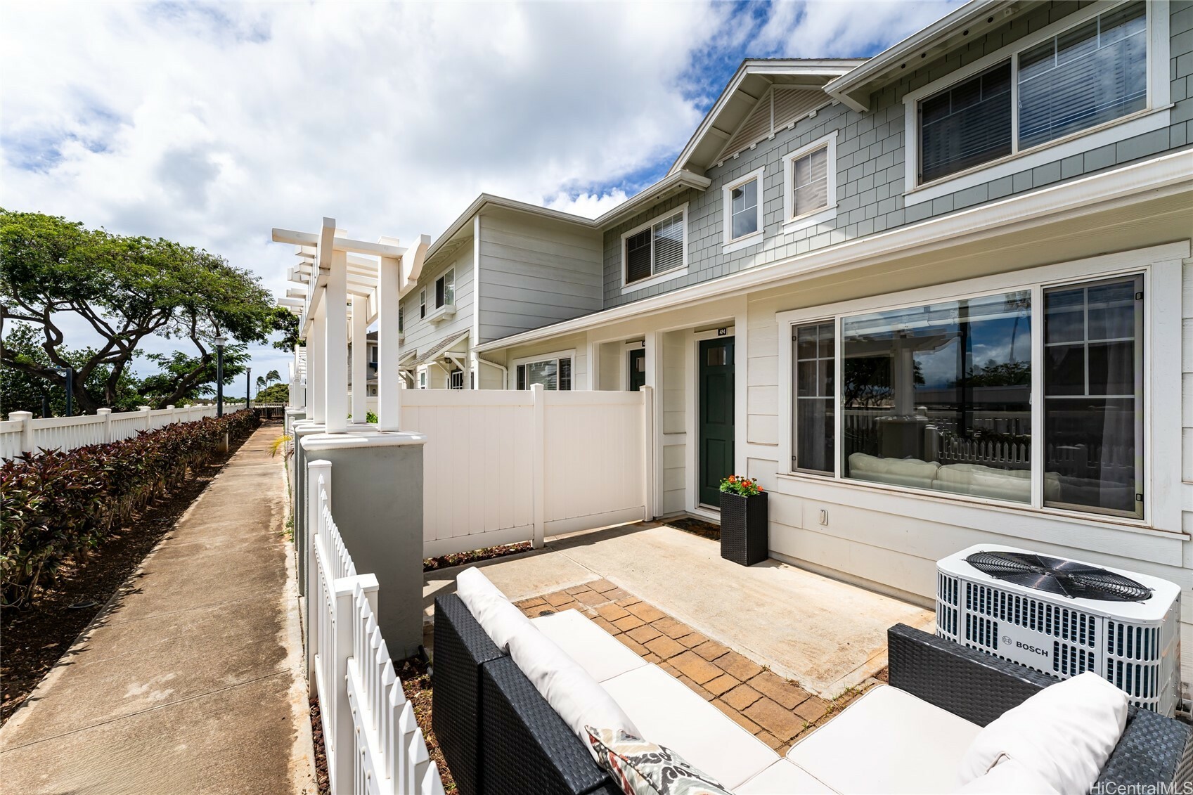 Property Photo: 91-1031 Kaimalie Street 4P4 HI 96706