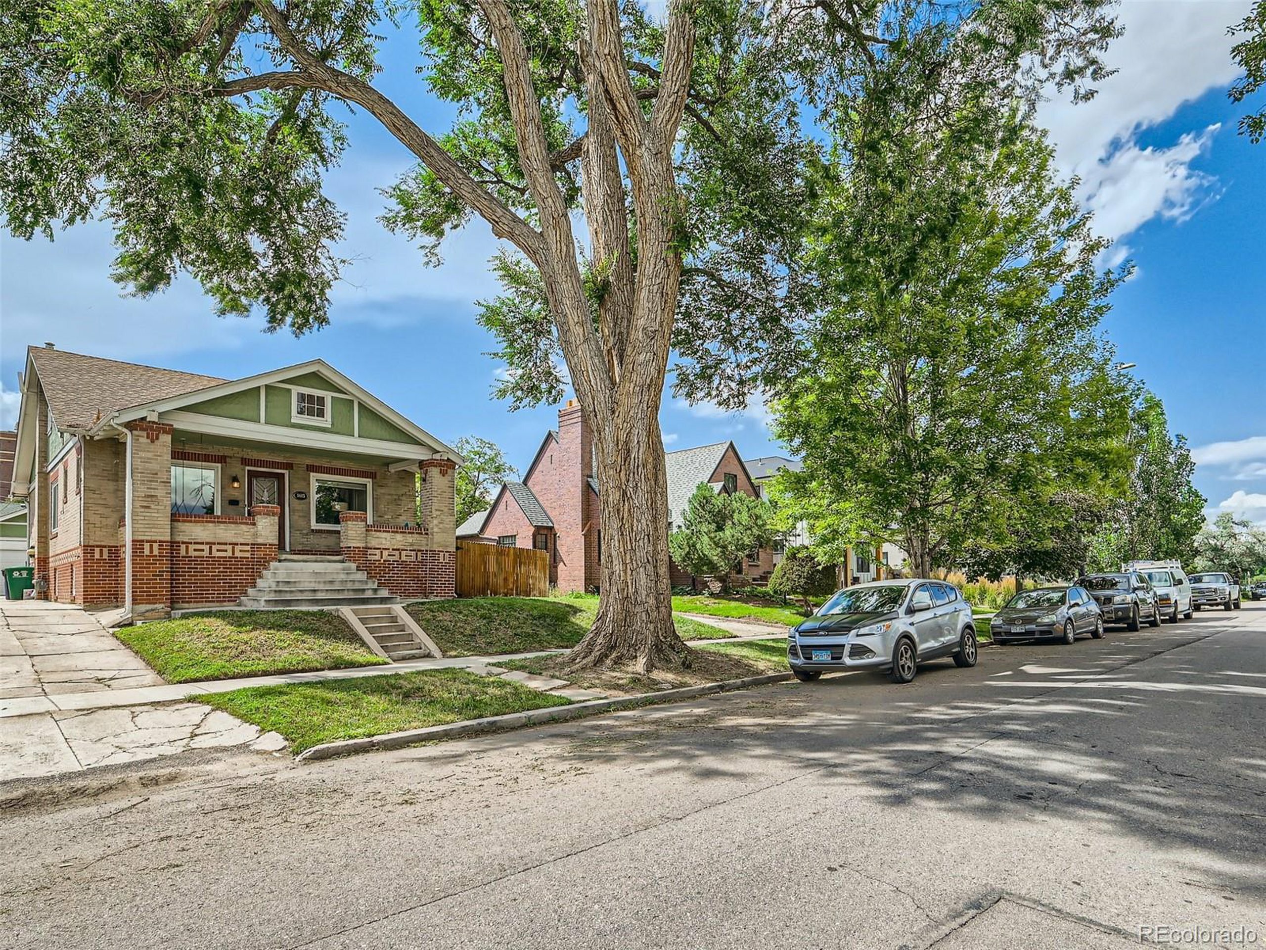 Property Photo: 1615 Osceola St CO 80204