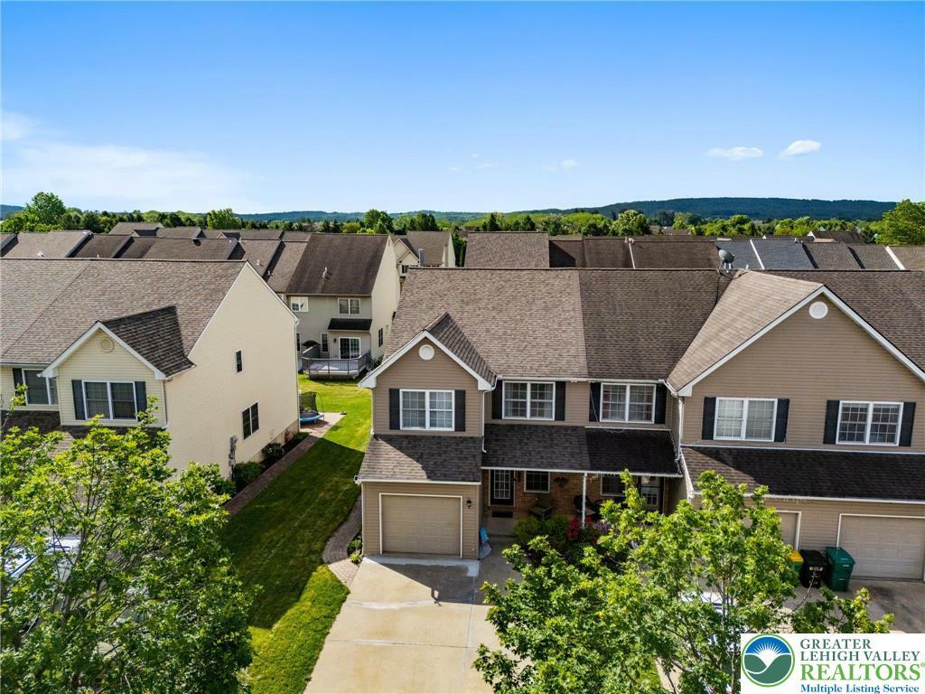 Property Photo: 1382 Mohr Circle PA 18062