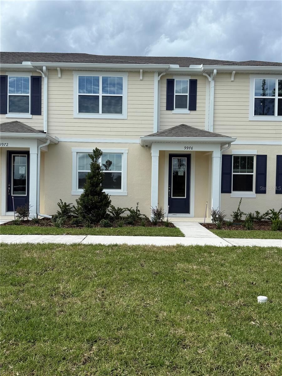 Property Photo: 9976 Red Canoe Alley FL 32832