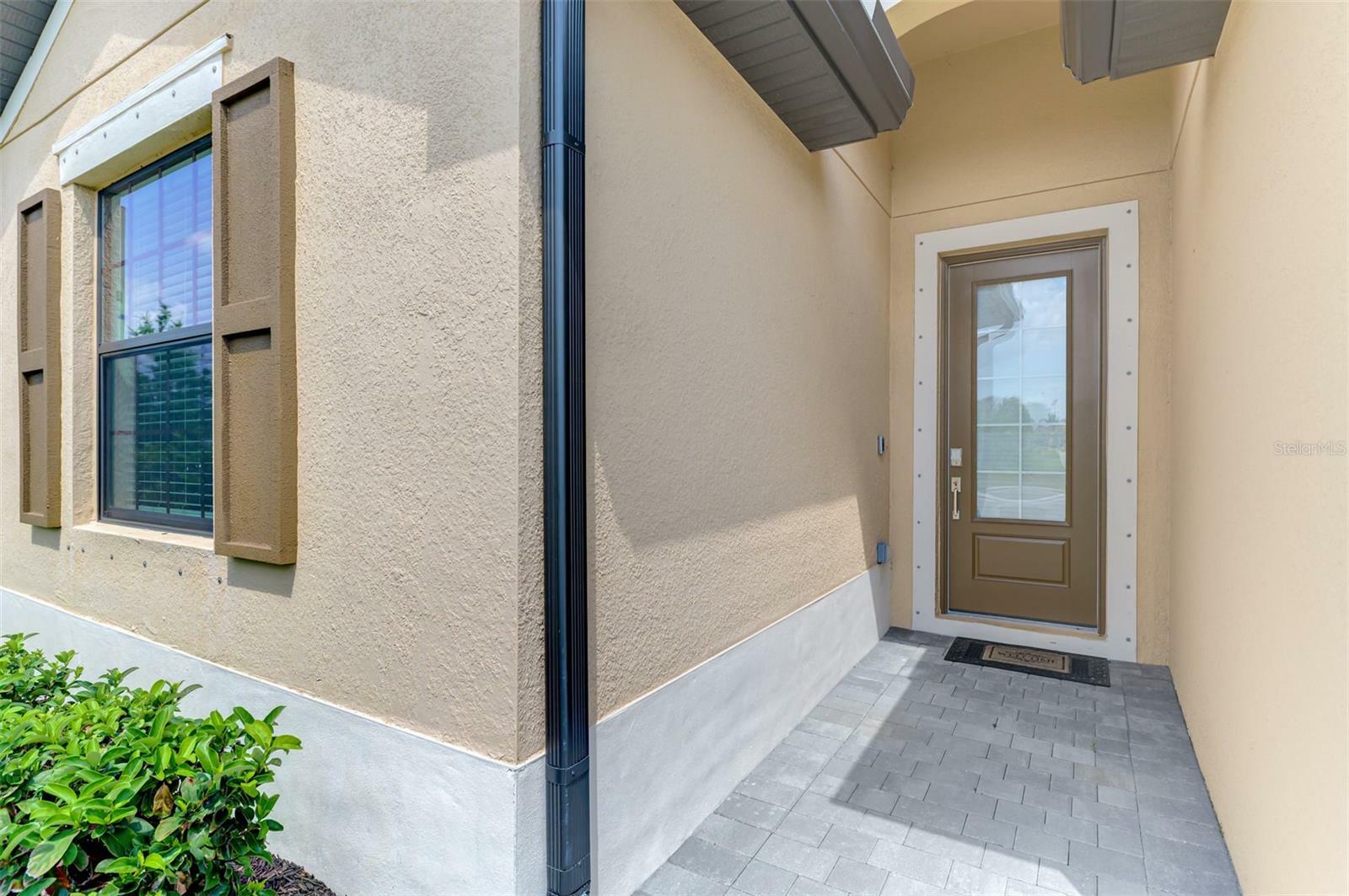 Property Photo:  1836 W Isles Road  FL 33953 