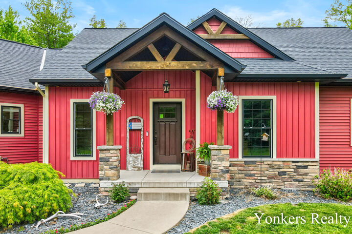 Property Photo:  1109 Kenowa Avenue SW  MI 49315 