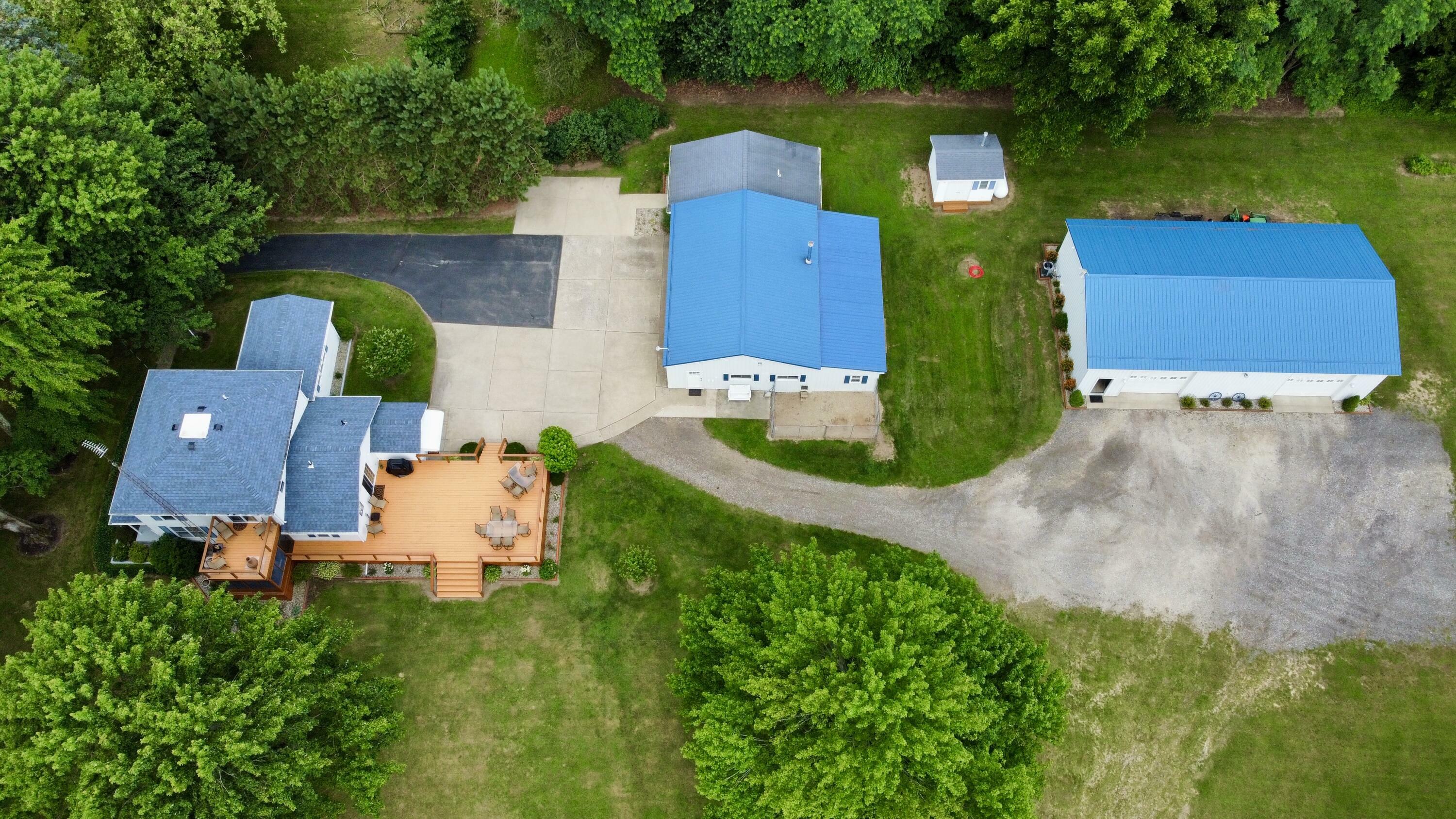 Property Photo: 8595 E Napier Avenue MI 49022