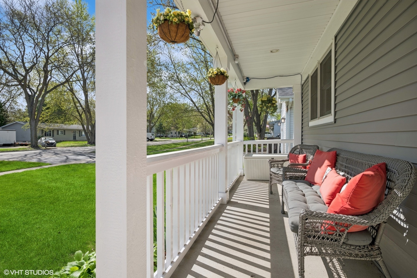 Property Photo:  1713 Meadow Lane  IL 60050 