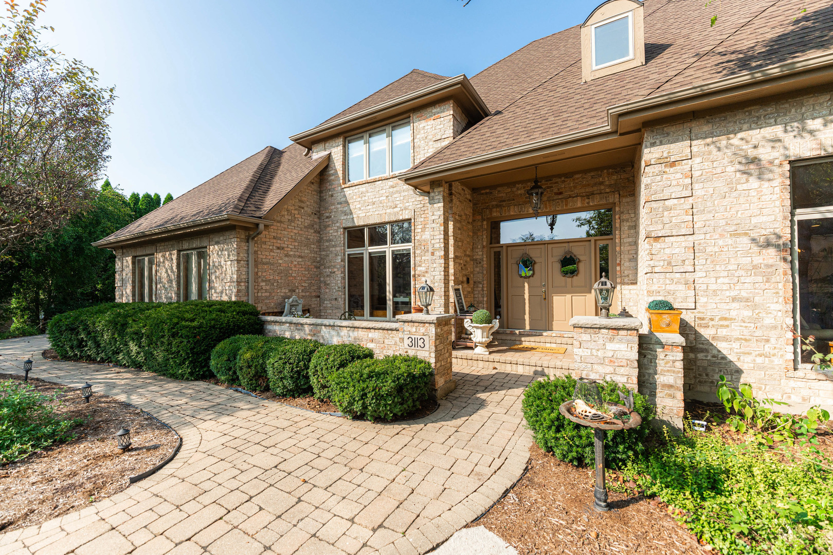 Property Photo: 3113 Turnberry Road IL 60174